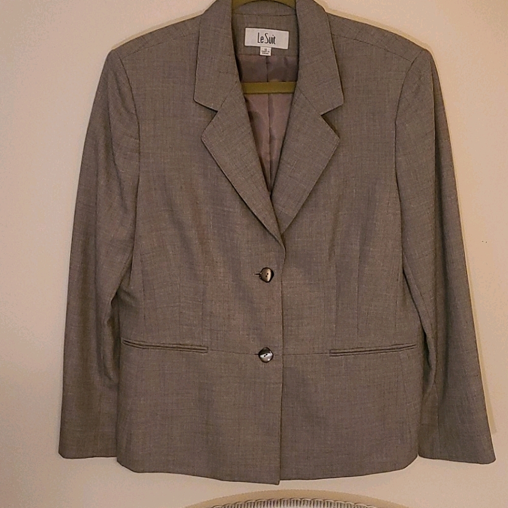 Blazer by Le Suit